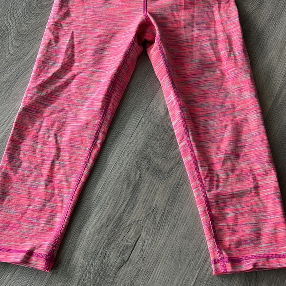 Lululemon Ivivva pink Capri pant leggings size 12 - Picture 4 of 11